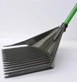 Golden Gark Multihark - Voor Harken, Scheppen En Zeven - Per Stuk – Groen -Woonwinkel 1136x1200 1
