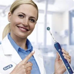 Oral B Oral-B Pro 2 2700 CrossAction - Elektrische Tandenborstel - Blauw, Wit 20 Oral B Oral-B Pro 2 2700 CrossAction - Elektrische Tandenborstel - Blauw, Wit -Woonwinkel 1197x1200 23