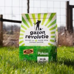 Pokon Gazon Revolutie - 7,5kg - Gazonmest / Graszaad / Bodemverbeteraar - Geschikt Voor 150m² - Binnen 15 Dagen Resultaat 11 Pokon Gazon Revolutie - 7,5kg - Gazonmest / Graszaad / Bodemverbeteraar - Geschikt Voor 150m² - Binnen 15 Dagen Resultaat -Woonwinkel 1198x1200 5