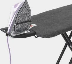 Brabantia Strijkplank B - Met Strijkijzerhouder - 124x38 Cm - Denim Blue 13 Brabantia Strijkplank B - Met Strijkijzerhouder - 124x38 Cm - Denim Blue -Woonwinkel 1200x1055