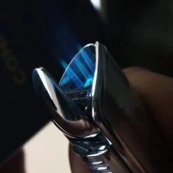 Cohiba® Sigarenaansteker - Sigarenboor - Sigaren - Sigaar - Cohiba Aansteker - Sigarenboor - Sigaren Accessoires - Sigarenknipper - Sigaar Aansteker - Cohiba - Incl. Luxe Geschenkdoos - Zwart 11 Cohiba® Sigarenaansteker - Sigarenboor - Sigaren - Sigaar - Cohiba Aansteker - Sigarenboor - Sigaren Accessoires - Sigarenknipper - Sigaar Aansteker - Cohiba - Incl. Luxe Geschenkdoos - Zwart -Woonwinkel 1200x1197 19