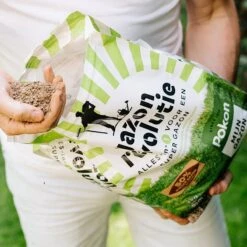 Pokon Gazon Revolutie - 12,5kg - Gazonmest / Graszaad / Bodemverbeteraar - Geschikt Voor 250m² - Binnen 15 Dagen Resultaat 12 Pokon Gazon Revolutie - 12,5kg - Gazonmest / Graszaad / Bodemverbeteraar - Geschikt Voor 250m² - Binnen 15 Dagen Resultaat -Woonwinkel 1200x1198 17