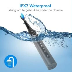 LifeGoods Elektrische Tandenborstel - Oplaadbaar - Veilig Voor Douche - 4 Opzetborstels - Zwart -Woonwinkel 1200x1198 60