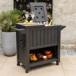 BluMill BBQ Tafel - Inclusief Koelvak 80 Liter - Op Wieltjes - Met Flessenopener - 102 X 46 X 86,5 Cm -Woonwinkel 1200x1200 1017