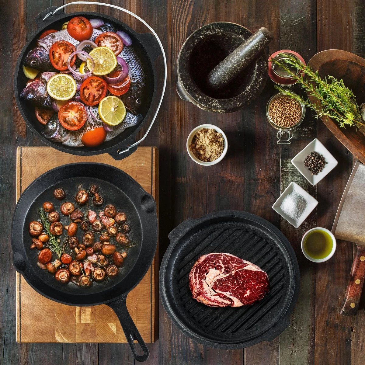 Dutch Mountains Gietijzeren Pannenset 7-delig - Dutch Oven – Braadpan - Grillpan - Hapjespan - Kookset In Houten Transportkist - Deksellifter - Brander 10 Dutch Mountains Gietijzeren Pannenset 7-delig - Dutch Oven – Braadpan - Grillpan - Hapjespan - Kookset In Houten Transportkist - Deksellifter - Brander - Afbeelding 8