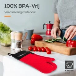 KitchenLove Ovenwanten - 2 Stuks Ovenhandschoenen - Hittebestendig Tot 250 °C - Siliconen - Rood 13 KitchenLove Ovenwanten - 2 Stuks Ovenhandschoenen - Hittebestendig Tot 250 °C - Siliconen - Rood -Woonwinkel 1200x1200 1739