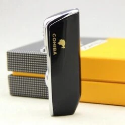 Cohiba® Sigarenaansteker - Sigarenboor - Sigaren - Sigaar - Cohiba Aansteker - Sigarenboor - Sigaren Accessoires - Sigarenknipper - Sigaar Aansteker - Cohiba - Incl. Luxe Geschenkdoos - Zwart 9 Cohiba® Sigarenaansteker - Sigarenboor - Sigaren - Sigaar - Cohiba Aansteker - Sigarenboor - Sigaren Accessoires - Sigarenknipper - Sigaar Aansteker - Cohiba - Incl. Luxe Geschenkdoos - Zwart -Woonwinkel 1200x1200 1940