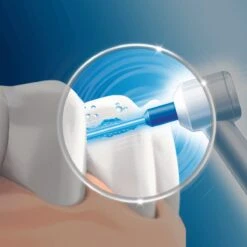 Oral B Braun Oral-B WaterJet + PRO 700 - Monddouche 18 Oral B Braun Oral-B WaterJet + PRO 700 - Monddouche -Woonwinkel 1200x1200 2090