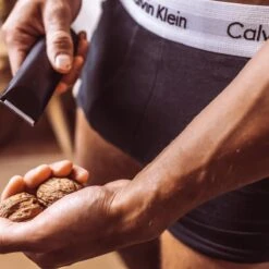 BALZY BushBuster 3.0 - Trimmer - Scheerapparaat - Haartrimmer - Bodygroomer - SafeShave Technologie - Waterdicht - Veilig Scheren - Oplaadbaar 24 BALZY BushBuster 3.0 - Trimmer - Scheerapparaat - Haartrimmer - Bodygroomer - SafeShave Technologie - Waterdicht - Veilig Scheren - Oplaadbaar -Woonwinkel 1200x1200 2174