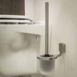 Tiger Impuls Toiletborstel Met Houder - RVS Geborsteld -Woonwinkel 1200x1200 2359