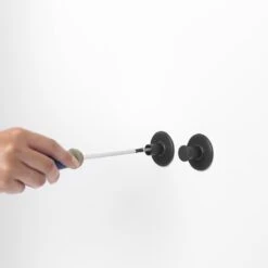 Brabantia ReNew Handdoekhaakjes - 2 Stuks - Dark Grey 14 Brabantia ReNew Handdoekhaakjes - 2 Stuks - Dark Grey -Woonwinkel 1200x1200 2550