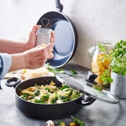 Greenpan Torino Keramische Hapjespan - 28 Cm - Met Glazen Deksel -Woonwinkel 1200x1200 906