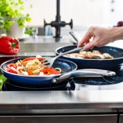 Blue Diamond, Keramische Koekenpan Verrijkt Met Diamantdeeltjes – Inductie Koekenpan Ø 24 Cm – PFAS En PHOA Vrij -Woonwinkel 1200x1200 946