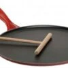 Le Creuset Pannenkoekenpan 27cm Kersenrood -Woonwinkel 1200x666 2
