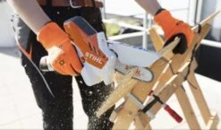 Stihl Accu Mini Kettingzaag SET - Snoeischaar - Snoeizaag - Hand Kettingzaag - Professioneel- Hovenier- Tuinman -Woonwinkel 1200x706