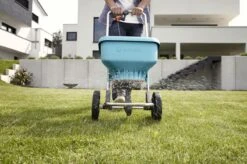 GARDENA Strooiwagen XL Strooikar - 800m2 - 18 Liter -Woonwinkel 1200x799 35