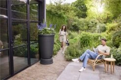 Elho Green Basics Regenton Plus 126 - Regenton Voor Kweken En Oogsten - Ø 70.5 X H 101.0 Cm - Zwart/Living Black 7 Elho Green Basics Regenton Plus 126 - Regenton Voor Kweken En Oogsten - Ø 70.5 X H 101.0 Cm - Zwart/Living Black -Woonwinkel 1200x800 114