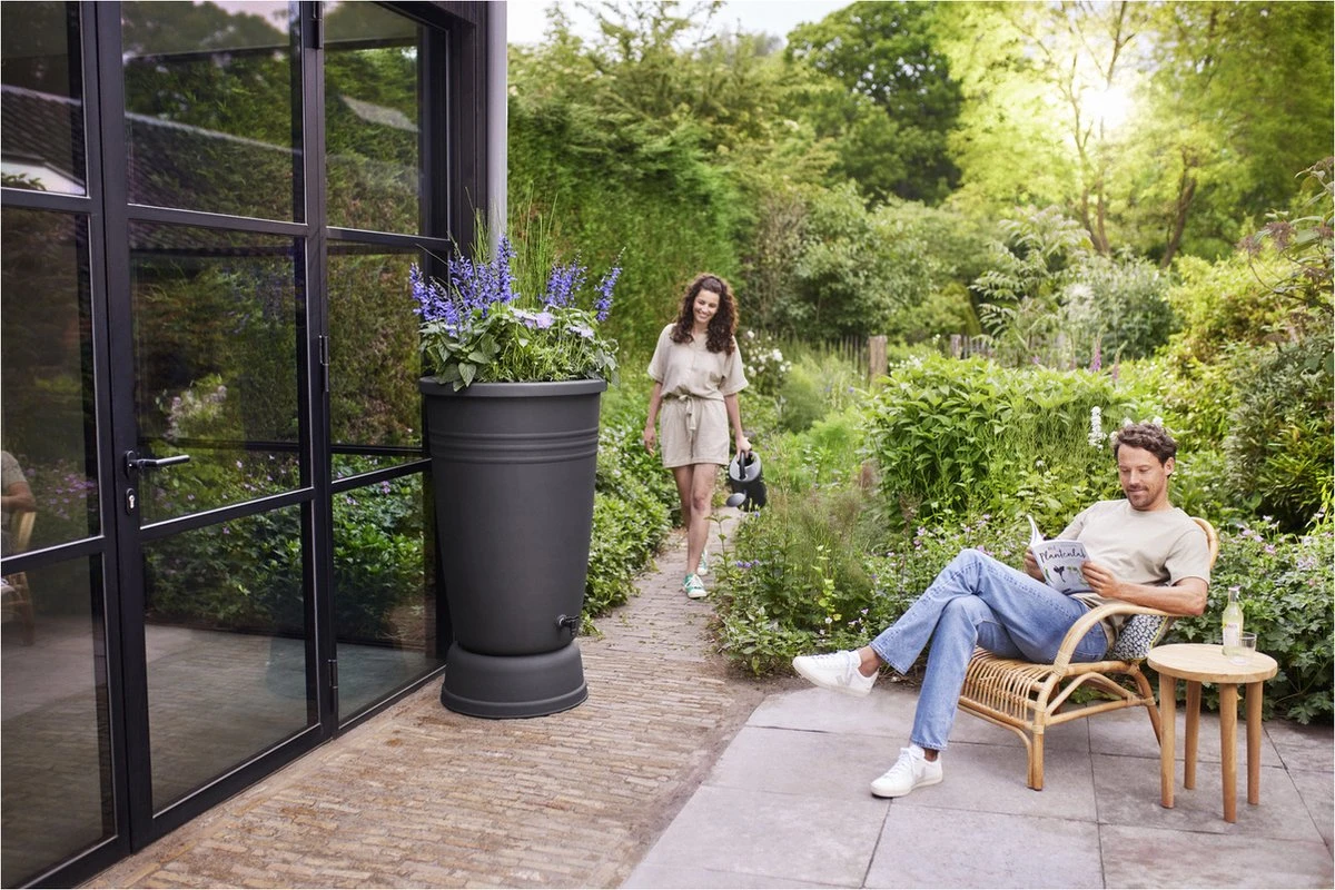 Elho Green Basics Regenton Plus 126 - Regenton Voor Kweken En Oogsten - Ø 70.5 X H 101.0 Cm - Zwart/Living Black 5 Elho Green Basics Regenton Plus 126 - Regenton Voor Kweken En Oogsten - Ø 70.5 X H 101.0 Cm - Zwart/Living Black - Afbeelding 3