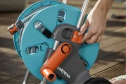 GARDENA - AquaRoll CleverRoll S Set Slangenwagen - Incl. 20 M Slang - Maximaal 40 M Opbergcapaciteit -Woonwinkel 1200x800 150