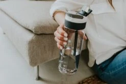 Kambukka Lagoon Drinkfles 750ml - Clear Met Geïntegreerd Rietje 17 Kambukka Lagoon Drinkfles 750ml - Clear Met Geïntegreerd Rietje -Woonwinkel 1200x800 179