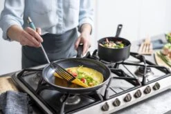 GreenPan Memphis Hapjespan 28cm - Zwart - Inductie - PFAS-vrij -Woonwinkel 1200x800 258