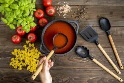 Smile 10-Delige Pannenset - Anti Aanbaklaag - Vaatwasser Bestendig - Zwart - MGK-17 21 Smile 10-Delige Pannenset - Anti Aanbaklaag - Vaatwasser Bestendig - Zwart - MGK-17 -Woonwinkel 1200x800 291