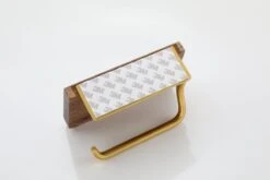 Lopoleis WC Rolhouder – Luxe Toiletrolhouder Walnoothout – Goud – Zelfklevend – WC Rolhouder Zonder Boren – Toiletrolhouder Met Plankje – WC Rolhouder Goud – Badkamer Accessoires -Woonwinkel 1200x800 374