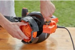 Black & Decker BLACK+DECKER BEBLV300SB-QS Bladblazer - 404 Km/u - 3000W - Zuig-/blaasfunctie - Gesnoerd -Woonwinkel 1200x808