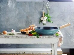 GreenPan Mayflower Wok - Ø 28 Cm - Keramisch - Inductie -Woonwinkel 1200x898 4