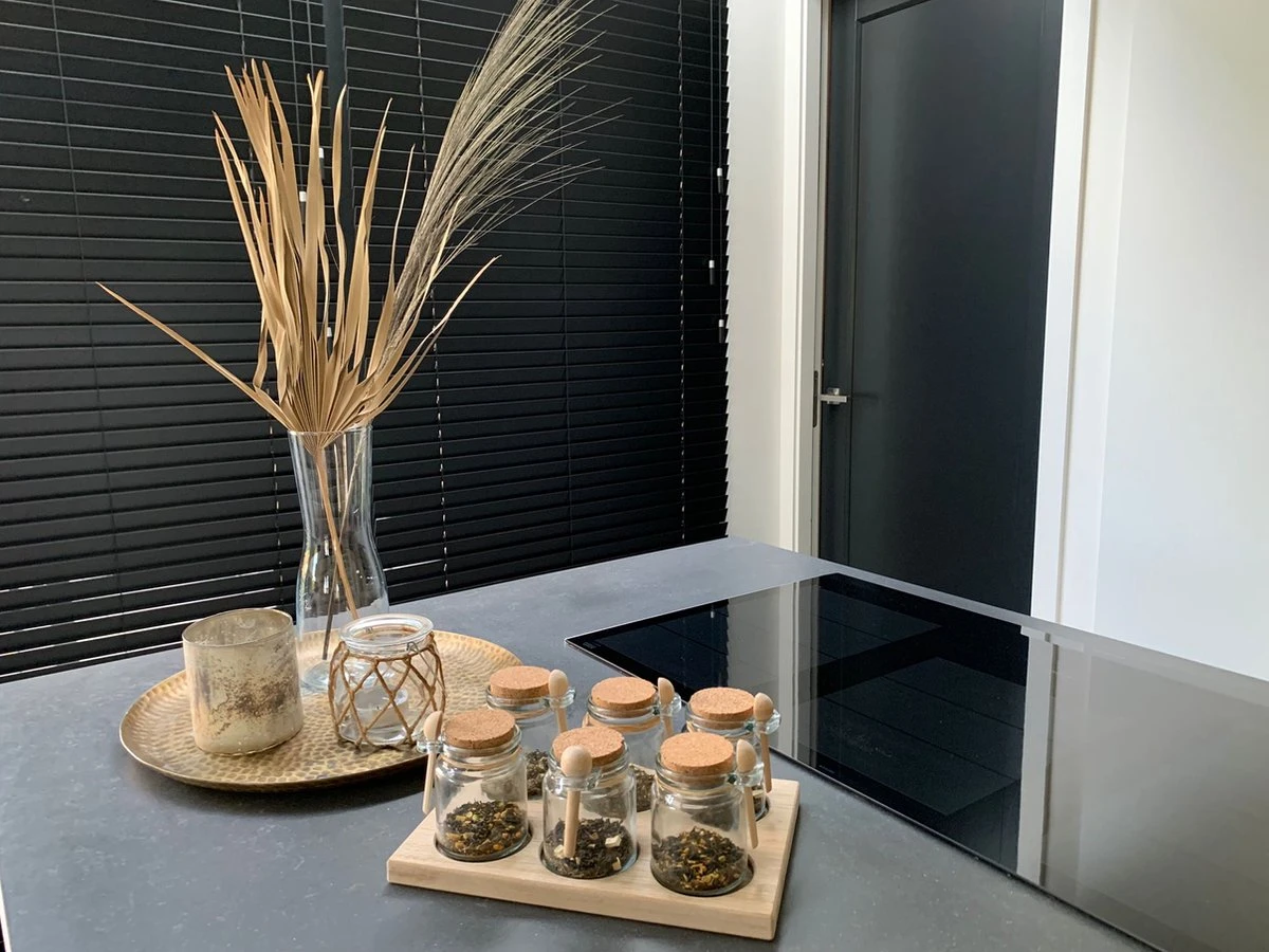 Theeplank Met 6 Potjes En Houten Lepel Voor Thee Theeplateau ( Vervanger Van Theedoos ) MeubelZwagerij 6 Theeplank Met 6 Potjes En Houten Lepel Voor Thee Theeplateau ( Vervanger Van Theedoos ) MeubelZwagerij - Afbeelding 4