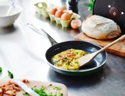 Dagelijkse Kost - Koekenpannenset 2-delig - ø20+28cm - Inductie - Anti-aanbak - PFAS-vrij 21 Dagelijkse Kost - Koekenpannenset 2-delig - ø20+28cm - Inductie - Anti-aanbak - PFAS-vrij -Woonwinkel 1200x926 21