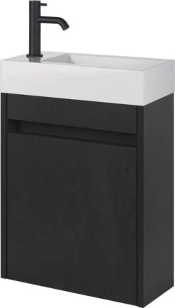 Merkloos Saqu Eurotrend Fonteinkraan - Hoog Model - Toiletkraan - Koudwaterkraan - Mat Zwart -Woonwinkel 681x1200 2