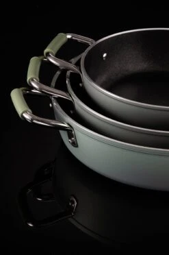 Primecook - Braadpan / Hapjespan Met Deksel - Ø 28 Cm - PFAS-vrij - Inductie - Ecoshield -Woonwinkel 797x1200 2