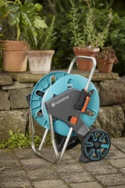 GARDENA - AquaRoll CleverRoll S Set Slangenwagen - Incl. 20 M Slang - Maximaal 40 M Opbergcapaciteit -Woonwinkel 798x1200 1